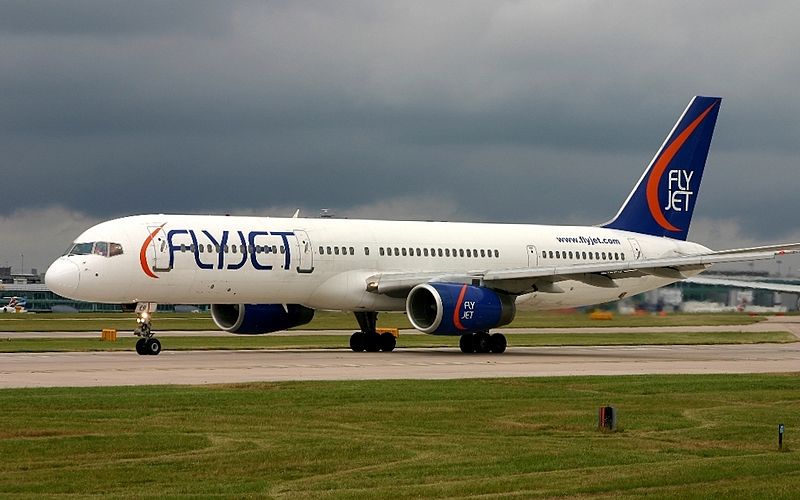 File:Flyjet B757 (3422032224).jpg