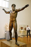 GR-athen-arch-museum-bronze-zeus.jpg