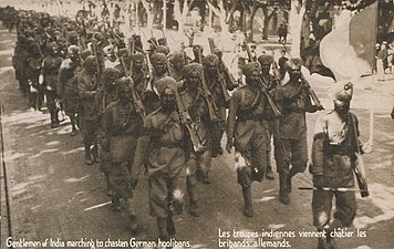 Gentlemen of India marching to chasten German hooligans 1914.jpg