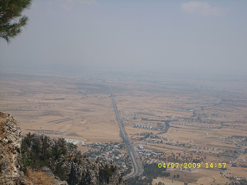 File:Girne lefkoşa yolu - panoramio.jpg