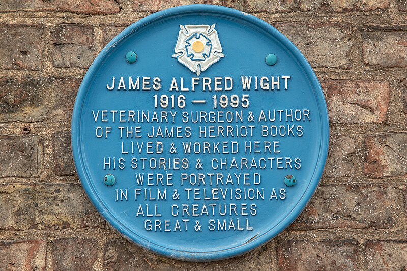 File:Herriot memorial sign 9665.jpg