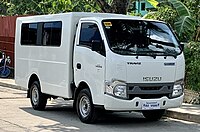 Isuzu Traviz Utility Van (cropped).jpg