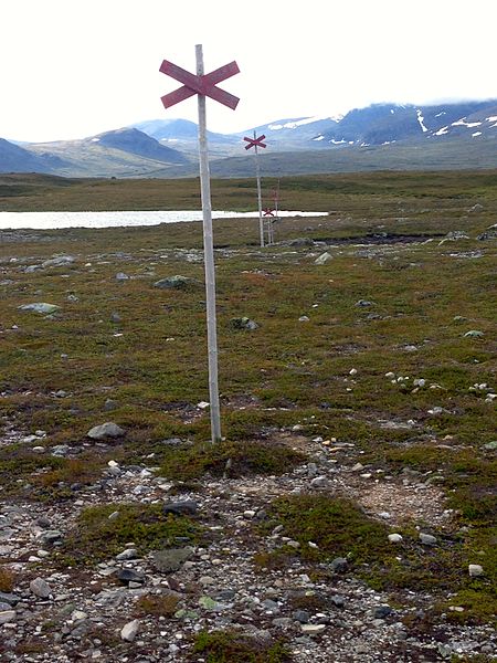 File:Jämtlandstriangeln Vinterledsskyltar.jpg