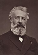 Jules Verne by Étienne Carjat.jpg