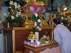 Khuong Viet templet.jpg