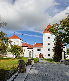 Замок Лоде в 2014 году