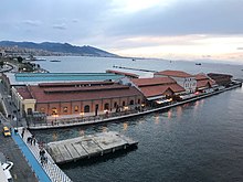 Designed by Gustave Eiffel in 1890, the Konak Pier has numerous shops, cafés and restaurants.