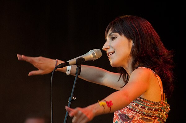 Laleh on stage in June 2009