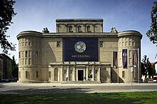 Landesmuseums für Vorgeschichte Sachsen-Anhalt in Halle - Außenansicht.jpg