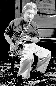 Lee Konitz.