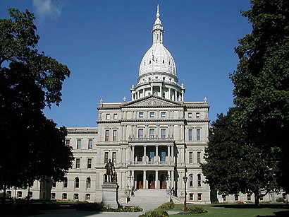 How to get to Michigan State Capitol with public transit - About the place