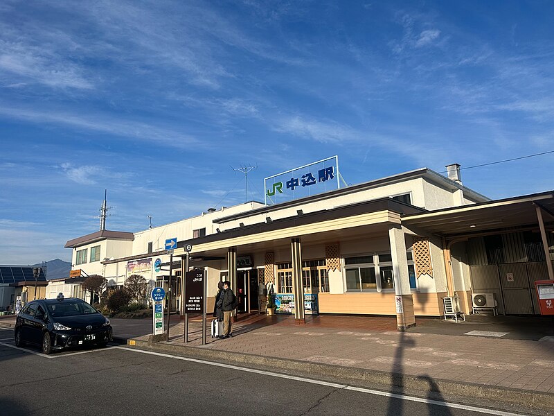 File:Nakagomi Station 2023 Dec 30 various 23 18 48 265000.jpeg