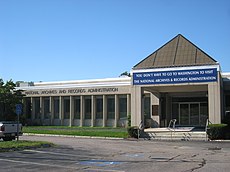 National Archives and Records Administration regional facility, Waltham, MA - IMG 1885.JPG