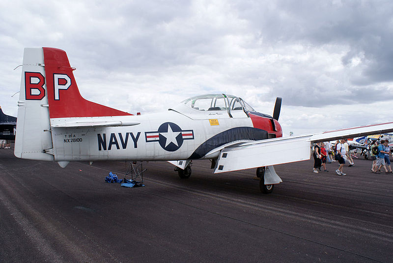 File:North American T-28A Trojan Navy NX28100 RSideRear SNF 16April2010 (14607423056).jpg