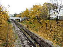 Southwest view of Chaplin Estates near Lola Road and Yonge Street. The bridge overlooks the Line 1 Yonge-University subway line, which has a stop in the area. Open cut Yonge line.jpg