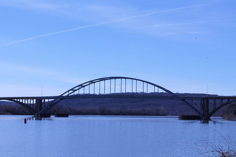 File:Ozark Bridge7.jpg