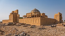 Az UNESCO Világörökség részét képező Makli-dombi nekropolisz egyik mauzóleuma (Tatta, Pakisztán)