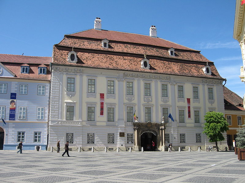 File:Palatul Brukenthal din Sibiu1.jpg