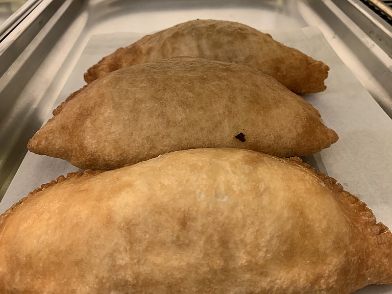 File:Panzerotti chez PanzerotTiamo (Lyon) - 2.jpg