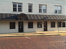 The city hall of Poplar Bluff, Missouri Poplar Bluff city hall 2023.jpg