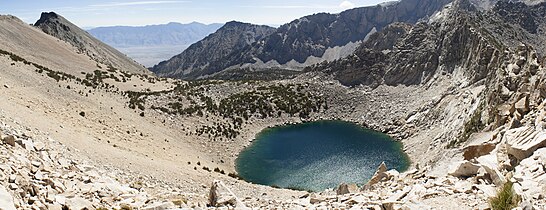 Pothole Lake, Kearsarge Pass