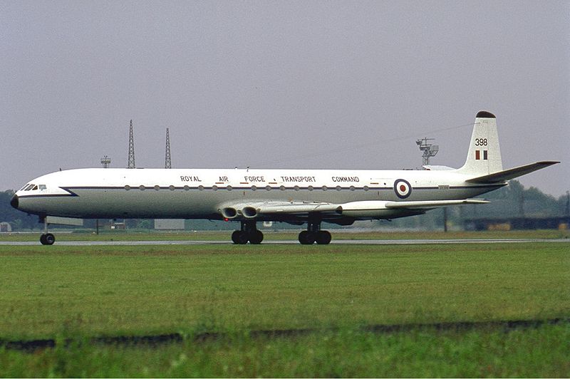 File:RAF Comet Manteufel.jpg