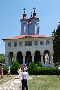 RO BZ Ciolanu monastery church 1.jpg