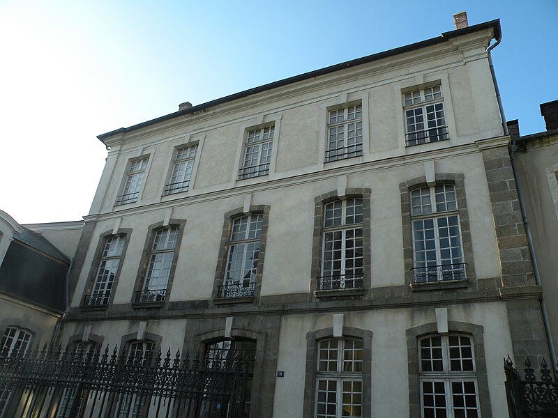 File:Rennes hôtel de la Villebouquais Gambetta.jpg