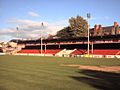 Der Main Stand im Richmond Park