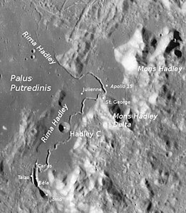 Localització del cràter Taizo, a la part inferior esquerra de la Rima Hadley (fotografia de la LRO)