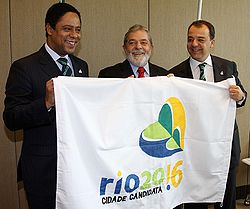 Braziliaanse politici presenteren het Rio-bid.