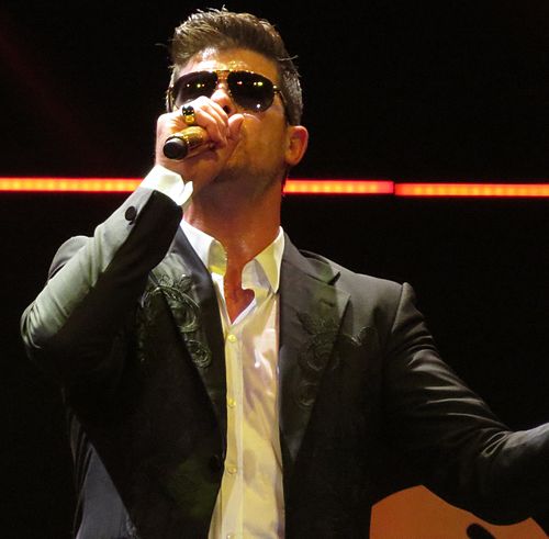 Thicke performing in December 2013