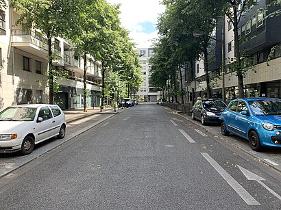 Comment aller à Rue George Bernard Shaw en transport en commun - A propos de cet endroit