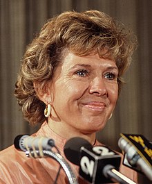 Ruth Carter Stapleton, conférence de presse, NYjpg