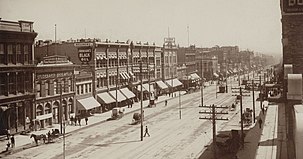 Parte di main street nel 1890.