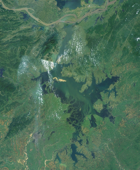 Satelites image of Lake Poyang.png