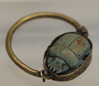 Scarab ring of Tuthmosis III Scarab ring Tuthmosis III.JPG