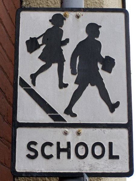 File:Sign near St Benedict's CE junior school, Glastonbury - geograph.org.uk - 217569.jpg