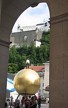 Links Salzburger Altstadt: Kirchen, Profanbauten, Wichtige historische Gassen und Plätze