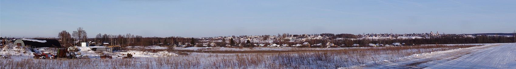 На ближнем плане — село Карпово, на дальнем — Каменки