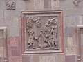 Lapidation de saint Étienne. Relief sur la façade orientale de l'église.