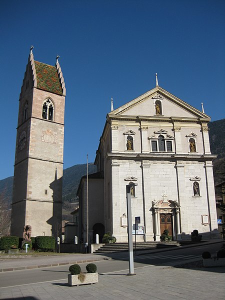 File:St. Andreas in Salurn 4.JPG