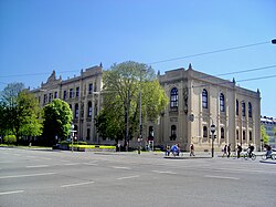 Staatliches Museum für Völkerkunde München - Gebäude.jpg