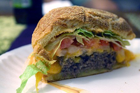 Tập_tin:Steamed_cheeseburger.jpg