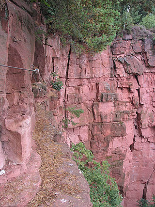 Klettersteig im Steinbruch Hainstadt