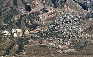 <span class="mw-page-title-main">Superior, Arizona</span> Town in Pinal County, Arizona