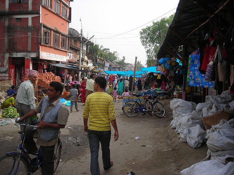 चित्र:Surunga haat2.JPG