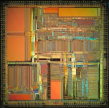 Die shot of Texas Instruments TI486DX2-G66. TI TI486DX2 die.jpg