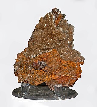 <span class="mw-page-title-main">Tarbuttite</span> Phosphate mineral