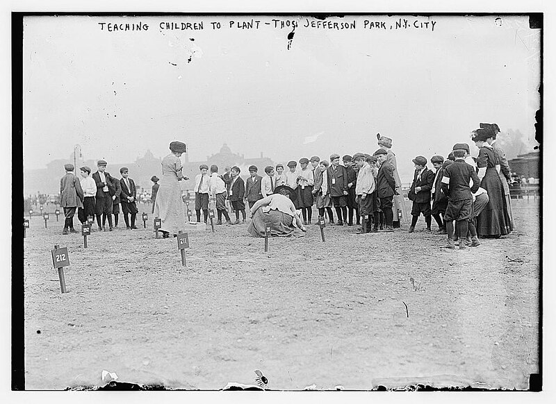 File:Teaching children to plant, Thos. Jefferson Park, N.Y.C. LOC 2162667695.jpg